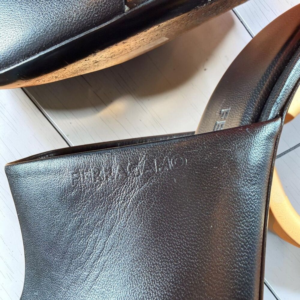 Salvatore Ferragamo Astro X5 Black Lamb Leather Gancini Heel Slide Sandals US 8 - Picture 10 of 12